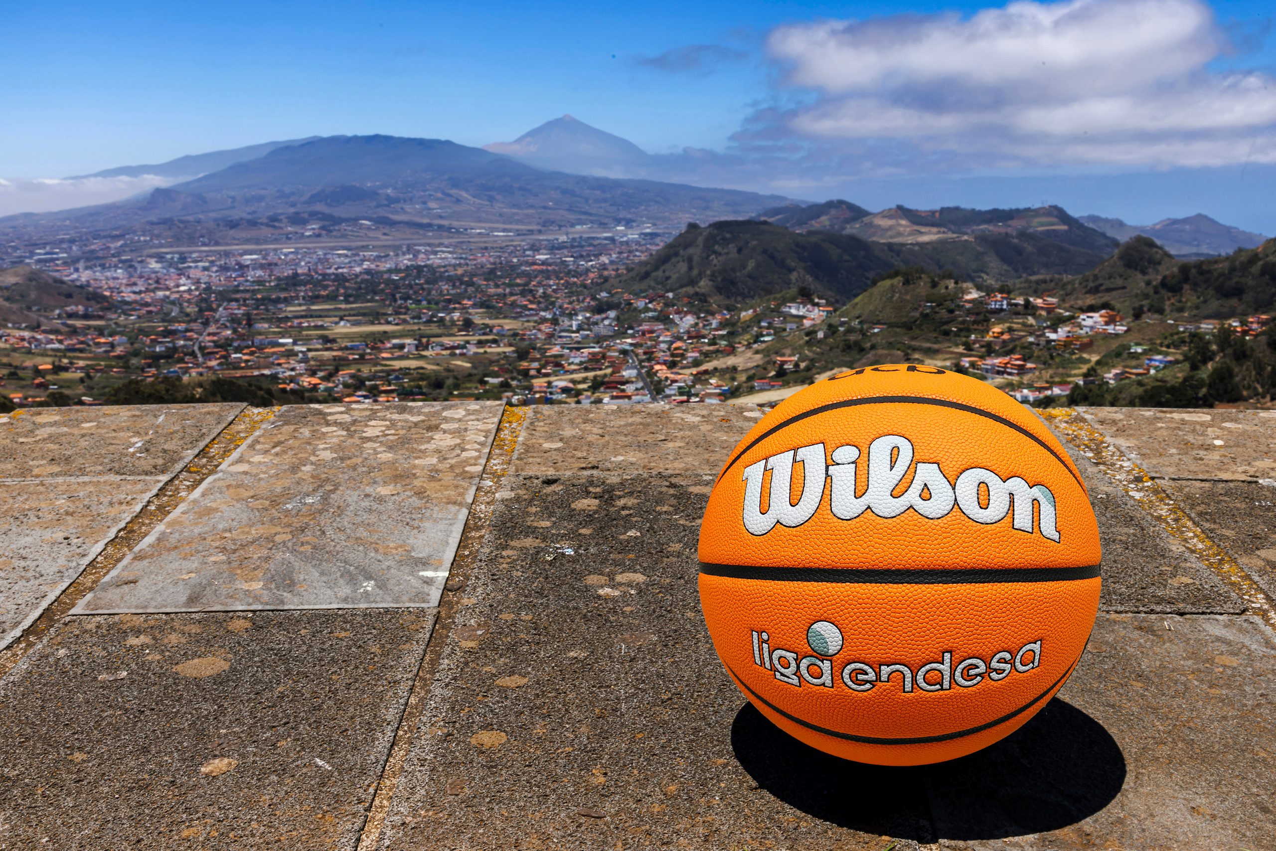 La Laguna Tenerife abrirá su ACB 24/25 en casa, ante el Baskonia