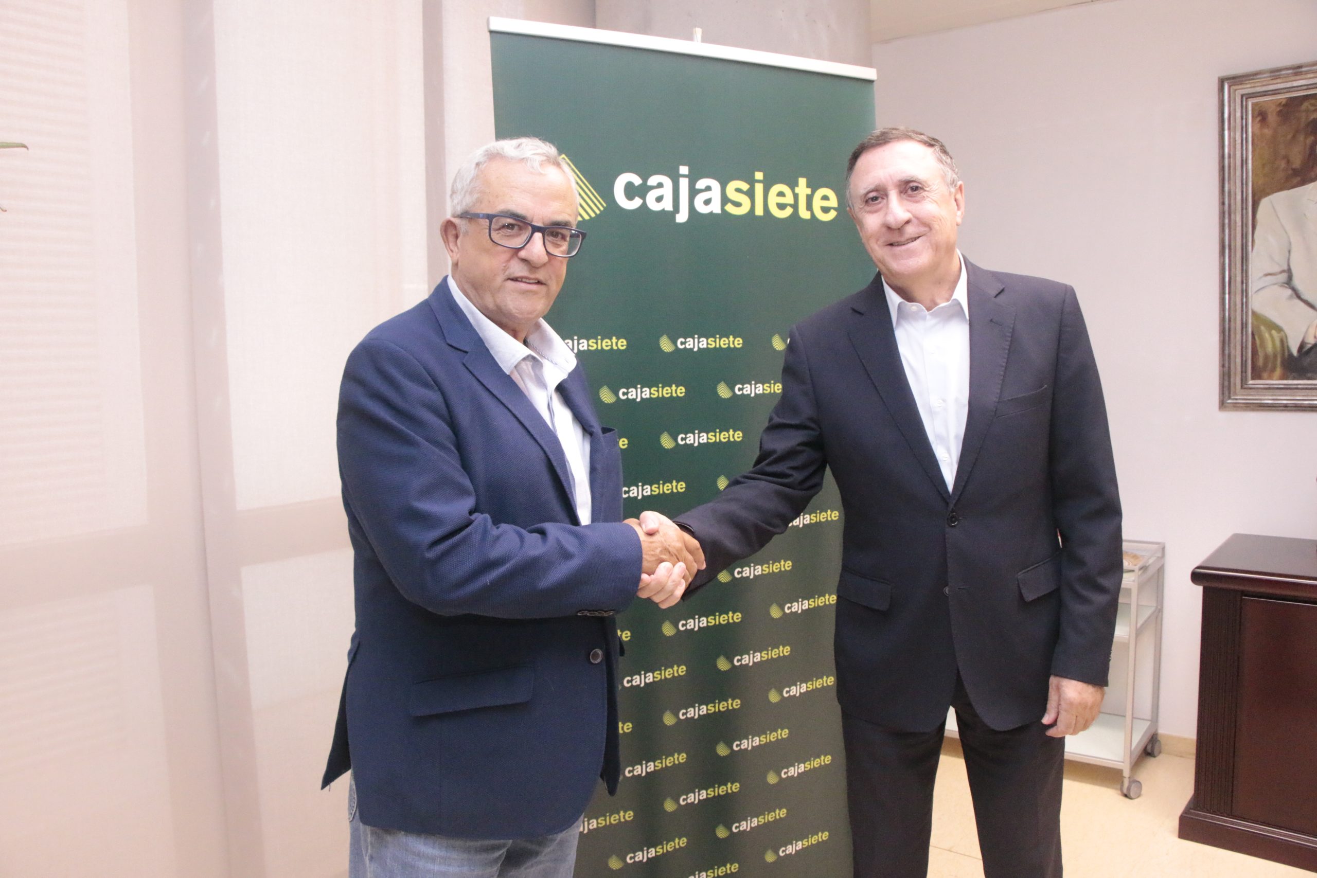 La Fundación CBC y Cajasiete continúan impulsando el baloncesto base